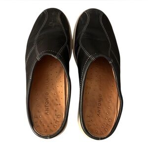 Antonio Melani Black Suede/Leather Slip on Clogs with White Bottoms